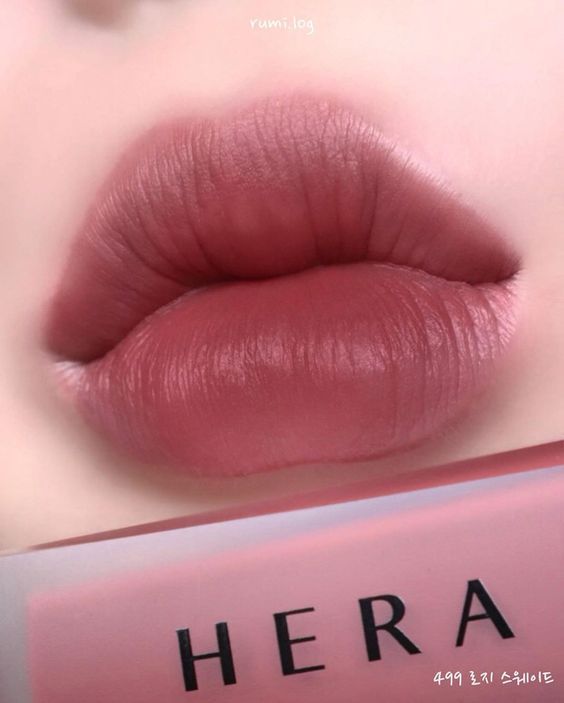 Hera Sensual Powder Matte Liquid #499 Rosy Suede